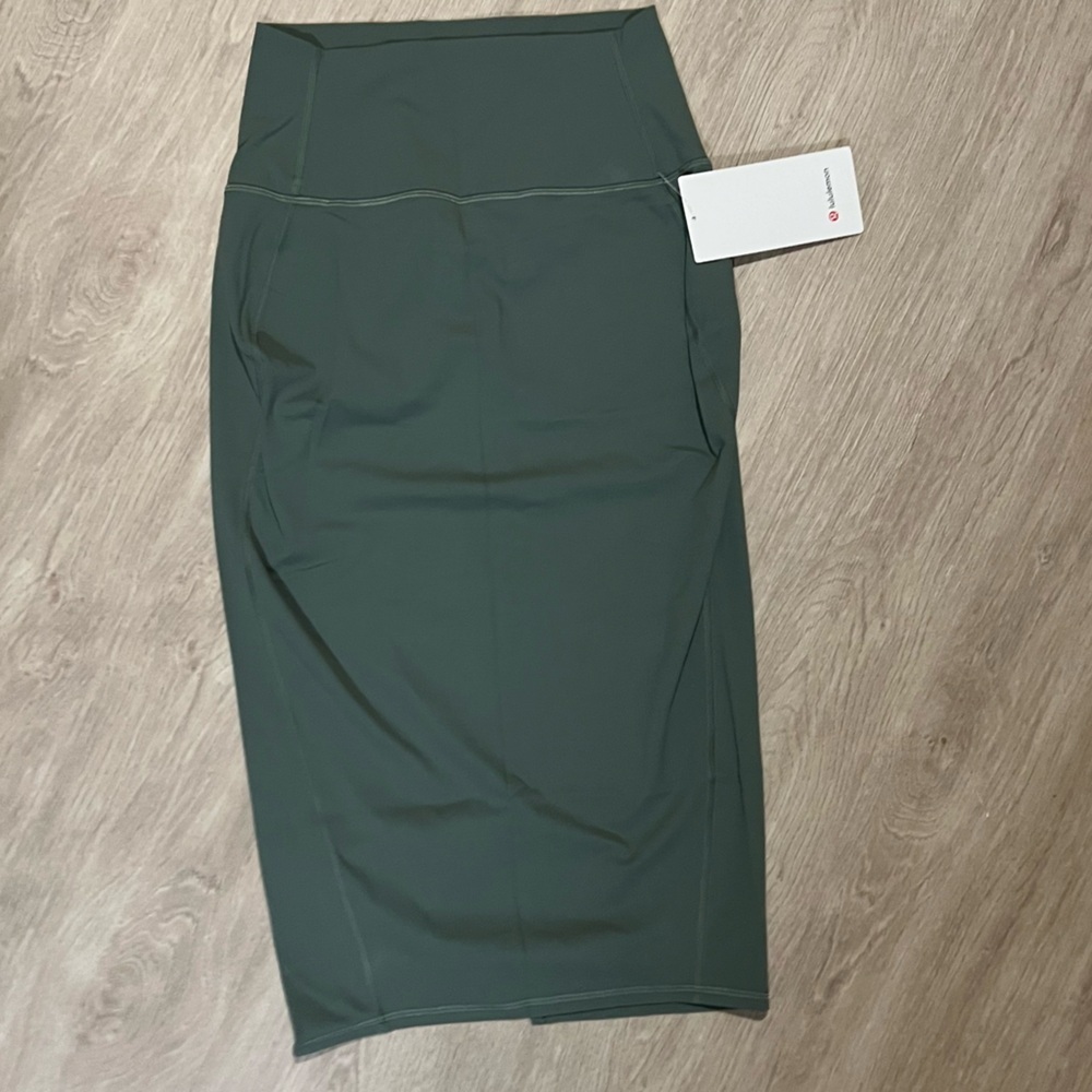 NWT Lululemon Nulu Slim Fit Skirt – Grey Eucalyptus, High-Rise - Picture 3 of 4